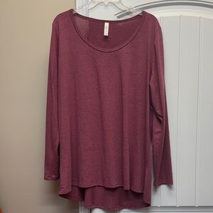 LuLaRoe Lynnae solid heathered purple top size 2xl